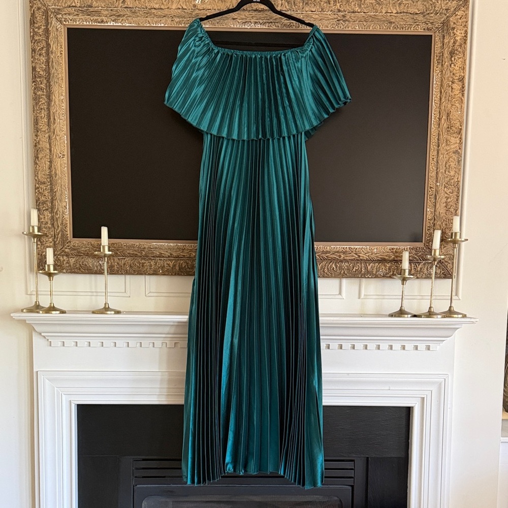 Emerald Pleated Off-Shoulder Maxi Dress